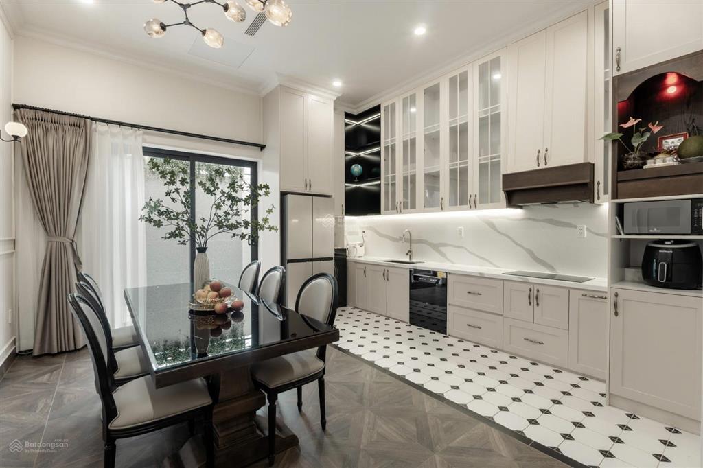 Bán nhà cityland mới hoàn thiện 100%. có thang máy, hướng tây