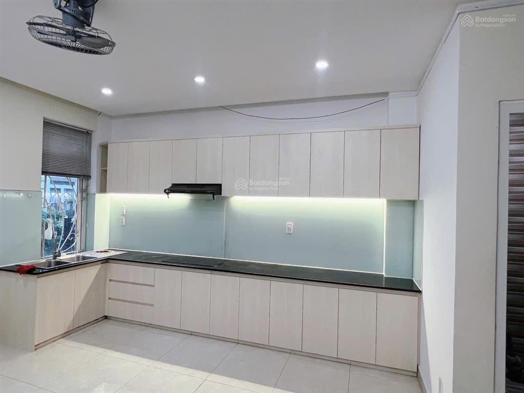 Nhà phố cityland center giá chỉ 35tr