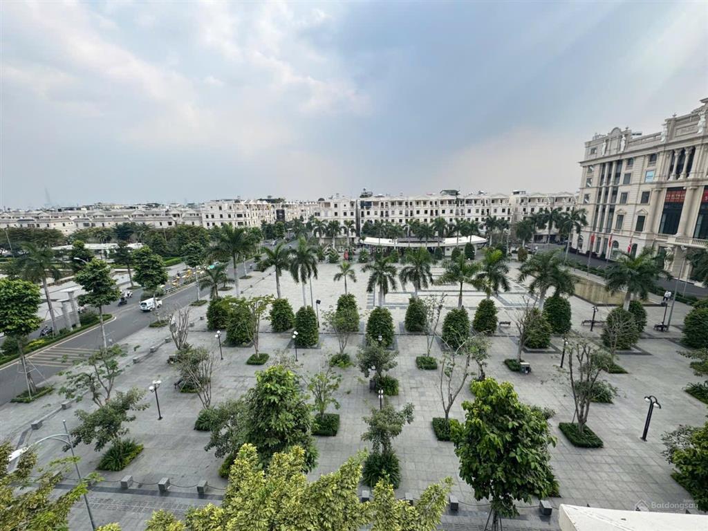 Bán nhà thô cityland mái riêng có thang máy