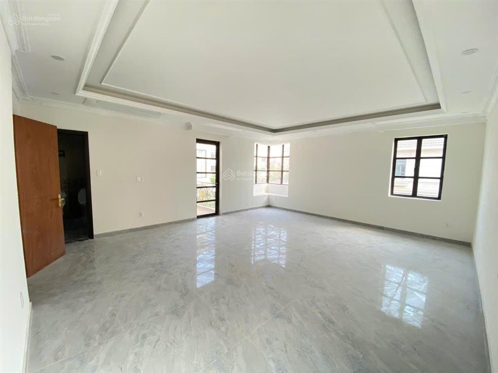 Nhà phố căn góc cityland 140m2 có hầm
