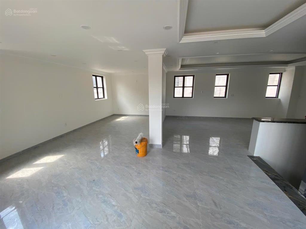 Nhà phố căn góc cityland 140m2 có hầm