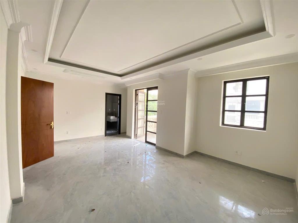 Nhà phố căn góc cityland 140m2 có hầm