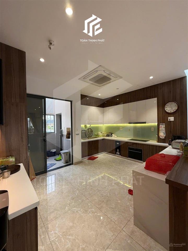 Bán nhà phố cityland mái riêng 23 tỷ có thang máy, có hầm 100m2