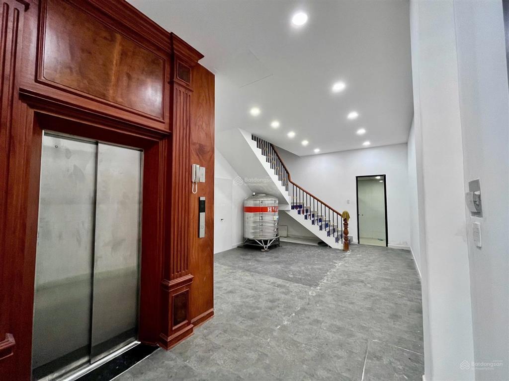 Nguyên căn cityland mặt tiền nguyễn văn lượng có thang máy