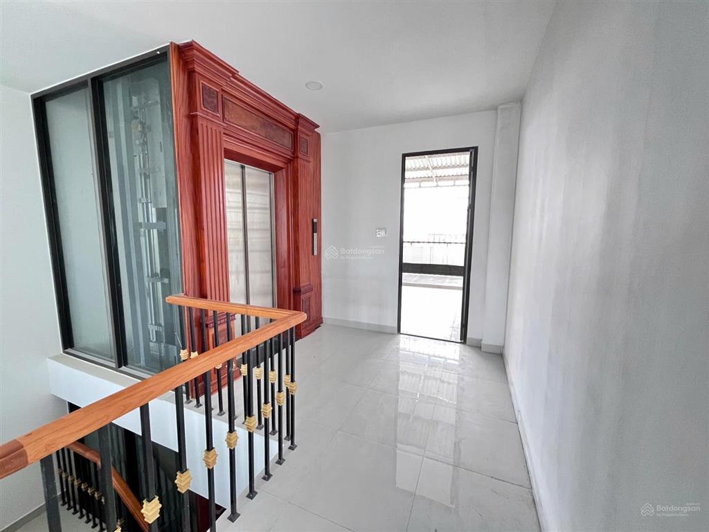 Nguyên căn cityland mặt tiền nguyễn văn lượng có thang máy
