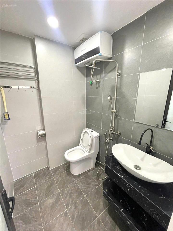 Gấp! cho thuê cc mini 25m2, 5,5 triệu ở đê trần khát chân, quận hai bà trưng, hà nội