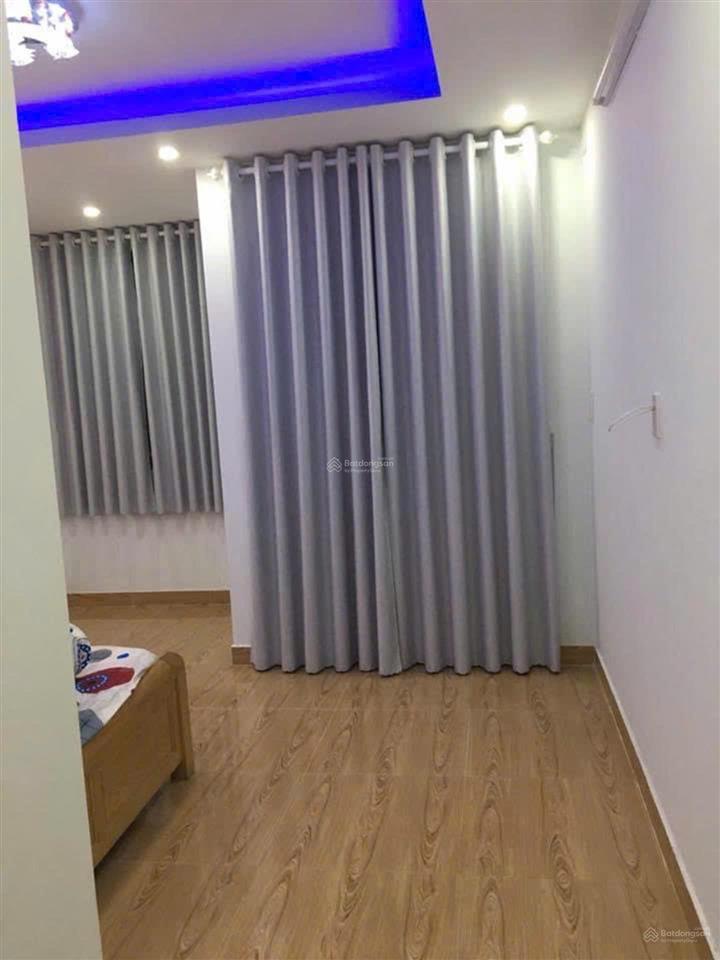 Nhà hẻm ô tô 4 tầng btct dt 31m2 giá chỉ 3ty5 thới an q12