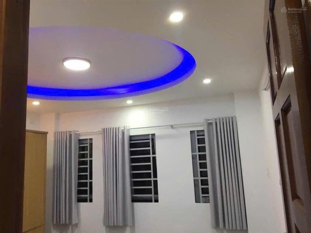 Nhà hẻm ô tô 4 tầng btct dt 31m2 giá chỉ 3ty5 thới an q12