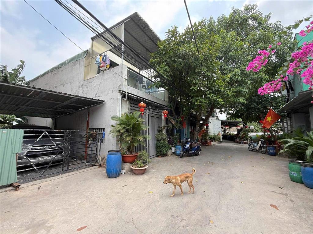 Chủ kẹt cần bán gấp nhà hẻm xe hơi 42m2 hiệp thành q12 giá chỉ 4.15 tỷ