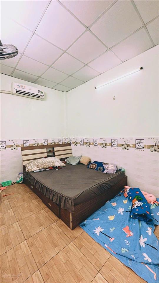 Chủ kẹt cần bán gấp nhà hẻm xe hơi 42m2 hiệp thành q12 giá chỉ 4.15 tỷ