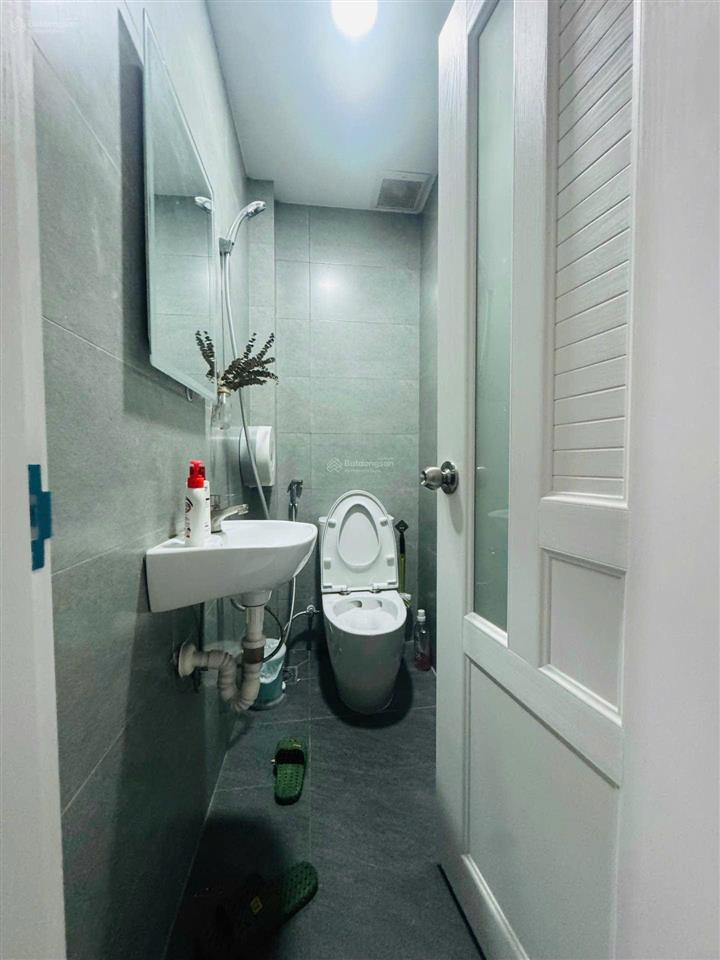Nhà mặt tiền tân sơn nhì kinh doanh siêu đỉnh giảm giá cực sốc chỉ còn 8,5 tỷ dt 30m2
