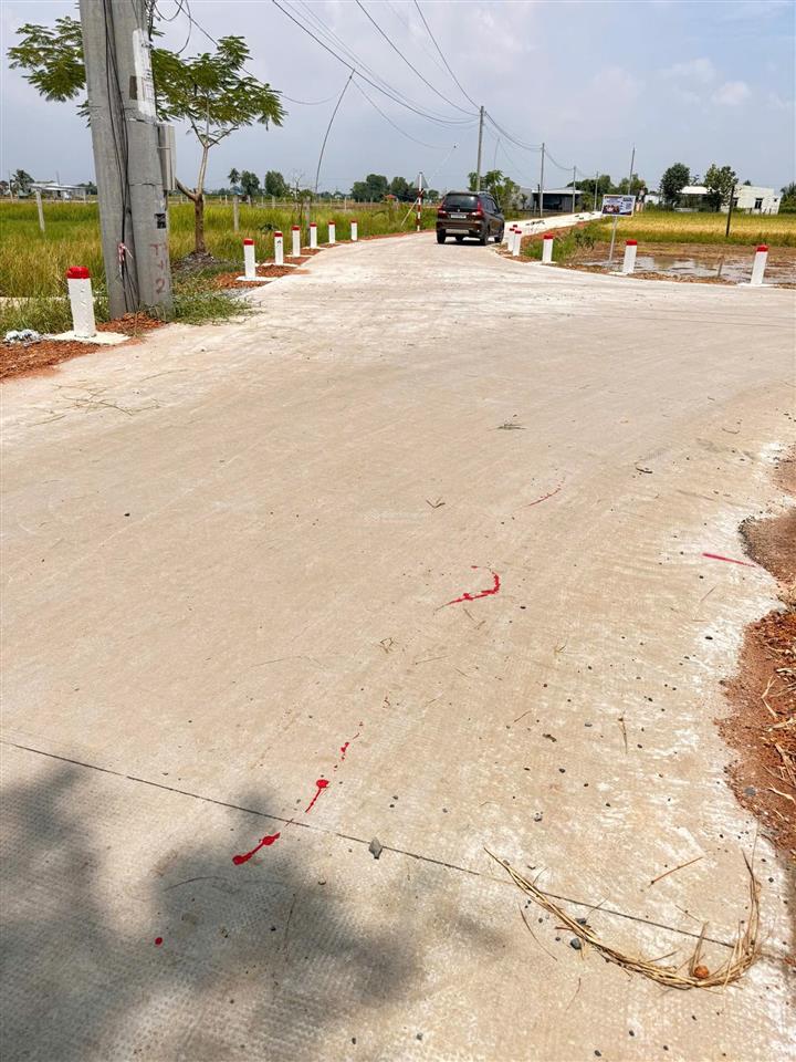 Chính chủ gửi bán nhanh lô đất xã phước tuy, cần đước, long an dt 300m2