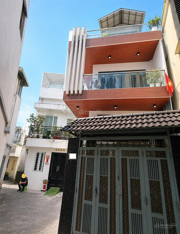 Nhà căn góc trần phú, quận 5  ngang 5,1m hiếm, sát mặt tiền, 7pn, dòng tiền 400tr/năm, giá 9,29 tỷ