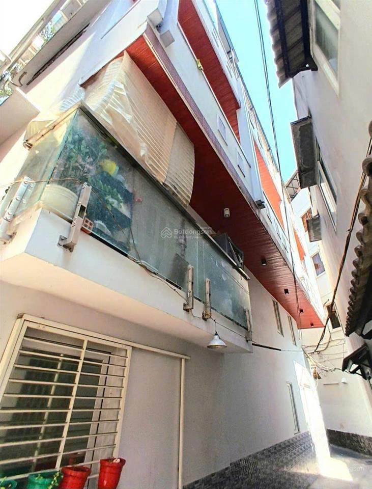 Nhà căn góc trần phú, quận 5  ngang 5,1m hiếm, sát mặt tiền, 7pn, dòng tiền 400tr/năm, giá 9,29 tỷ