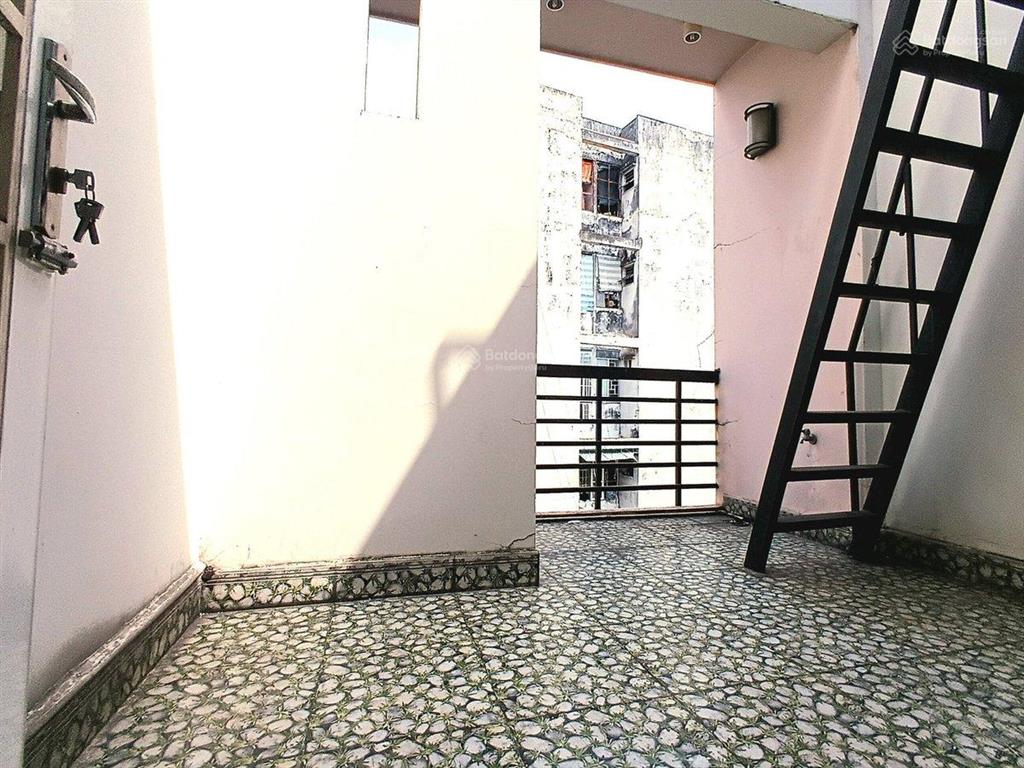 Bán nhà quận 1, hẻm ô tô thông trần hưng đạo, 3 tầng btct, 3pn, chốn an cư lý tưởng, giá 8,39 tỷ.