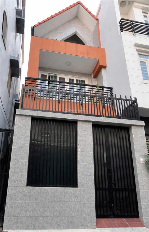 Nhà hẻm xe hơi lê thị riêng, quận 1, gần chợ bến thành, gần 100m², nở hậu, thang máy, ~288 tr/m²