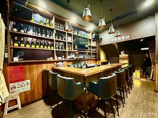 Bán nhà hẻm ô tô lê thánh tôn quận 1 4 tầng, 42.4m², dòng tiền 470tr/năm, tiện cho thuê kinh doanh