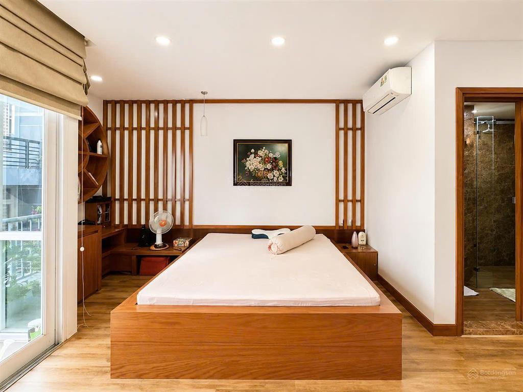 Bán nhà hẻm ô tô lê thánh tôn quận 1 4 tầng, 42.4m², dòng tiền 470tr/năm, tiện cho thuê kinh doanh
