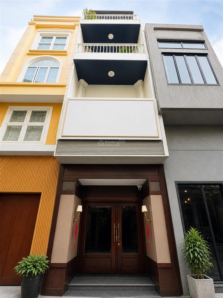 Bán nhà hẻm ô tô lê thánh tôn quận 1 4 tầng, 42.4m², dòng tiền 470tr/năm, tiện cho thuê kinh doanh
