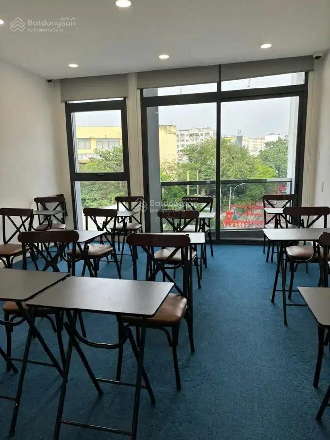 Bán tòa nhà mặt tiền tân định quận 1, 5 tầng, thang máy, dòng tiền ~1,1 tỷ/năm, 26,9 tỷ, đầu tư tốt