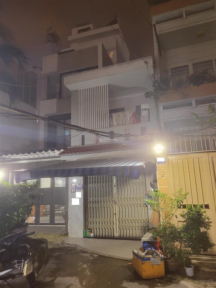 Bán nhà nguyễn trãi quận 1, gần trần hưng đạo  cách hẻm xe hơi 20m, nở hậu, tiện ở ngay  giá 10tỷ
