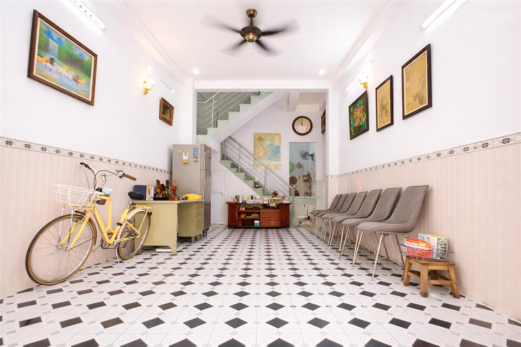 Bán nhà 3 tầng nguyễn trãi, quận 1, gần trần hưng đạo  hẻm ô tô đỗ cửa, dt~39m² ở ngay, 11 tỷ