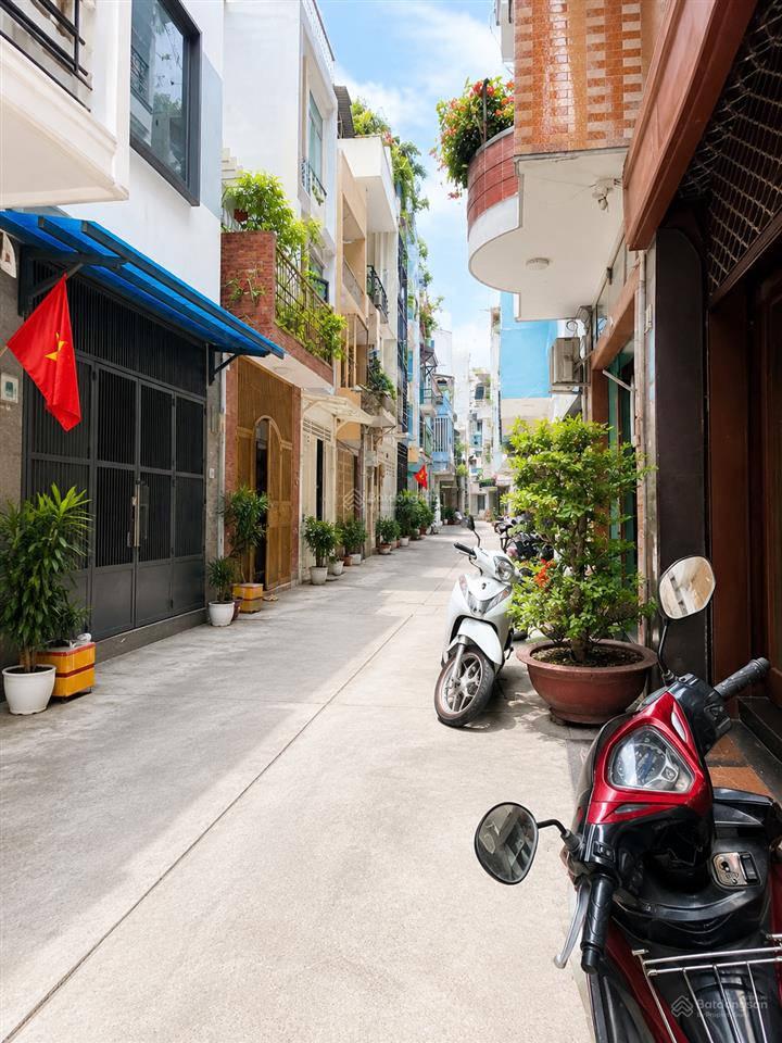 Siêu dòng tiền airbnb 60tr/tháng! nhà hẻm ô tô quận 1, gần trần hưng đạo, full nội thất, 15,2 tỷ