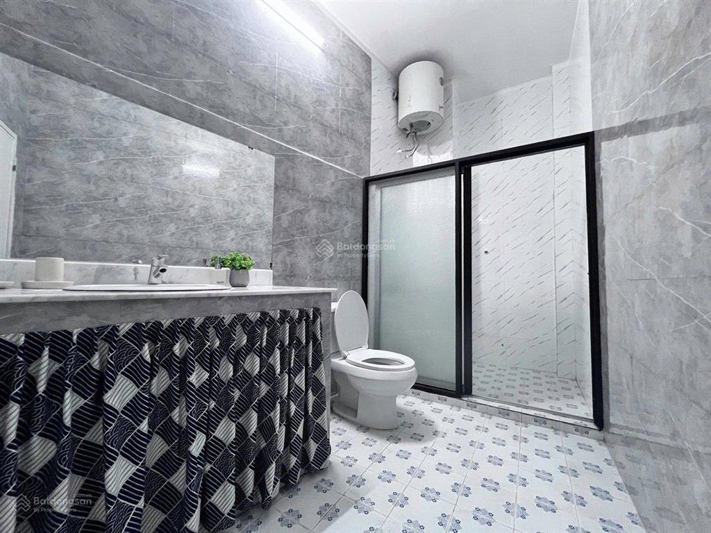 Siêu dòng tiền airbnb 60tr/tháng! nhà hẻm ô tô quận 1, gần trần hưng đạo, full nội thất, 15,2 tỷ