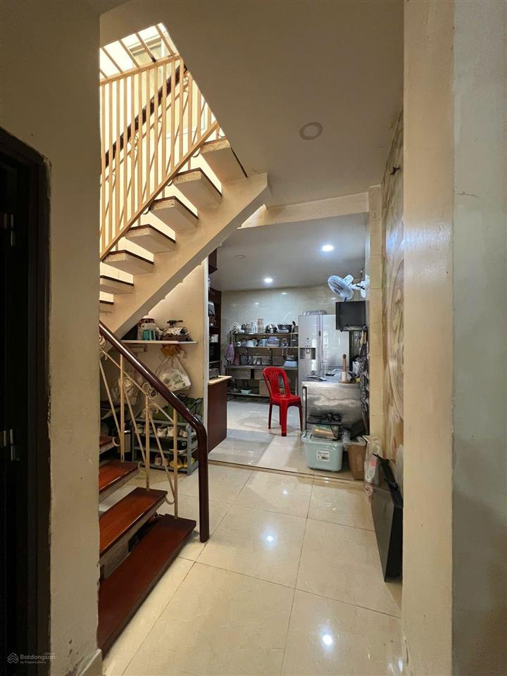 Nhà hẻm xe hơi gần trần hưng đạo, trần đình xu quận 1, 60.9m², 4 phòng, tiện mở văn phòng, cho thuê