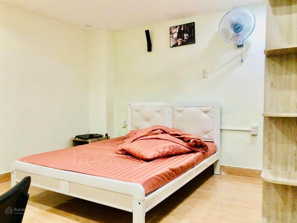 Bán nhà sát cửa bắc chợ bến thành quận 1  74.6m2, 3 tầng btct, 9pn kinh doanh airbnb, 19.9 tỷ