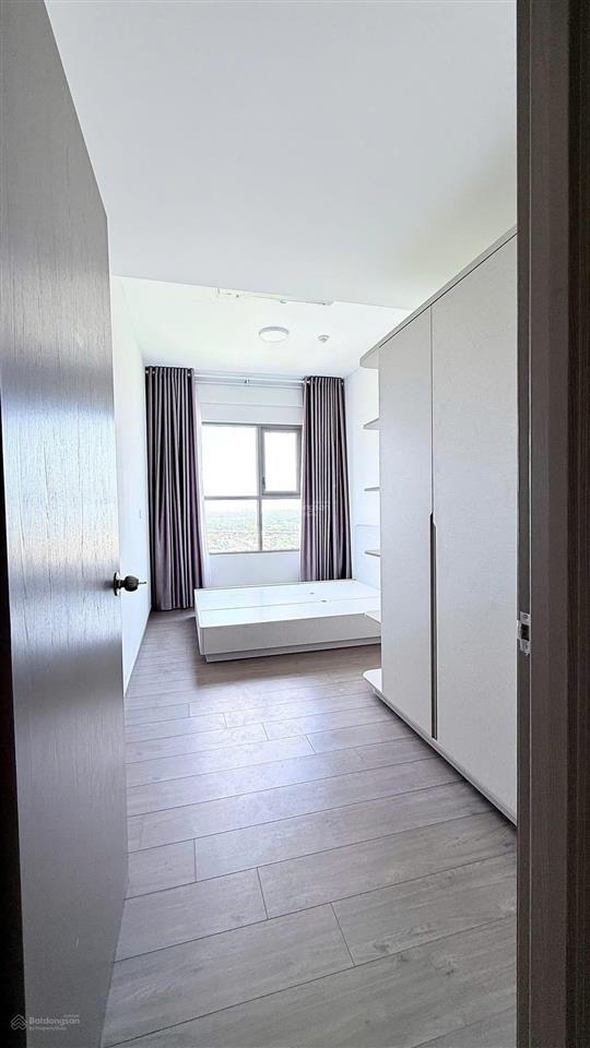 Bán căn 85m2 (sẵn sổ hồng) + giá 3,590 tỷ (102%) view ngoại khu + tầng cao thoáng mát