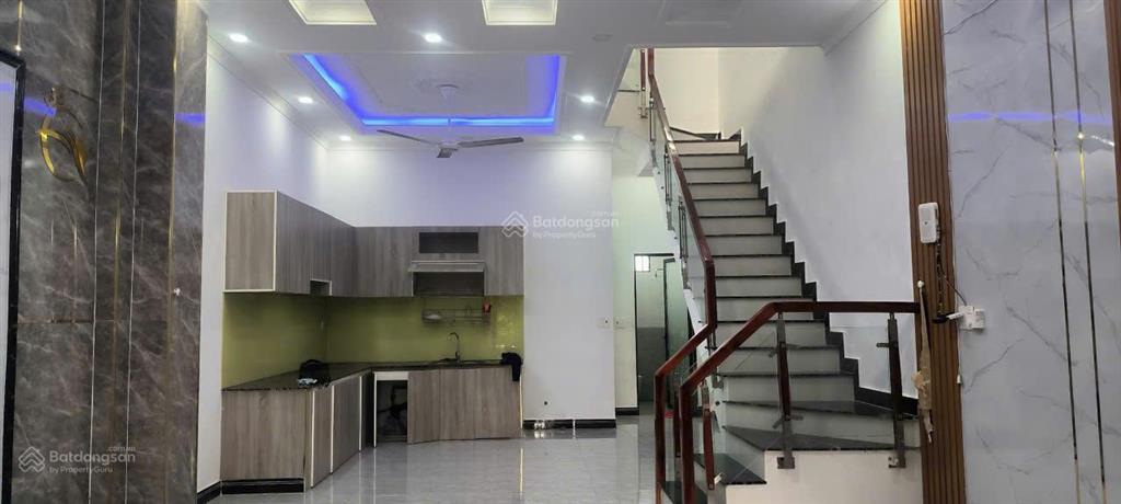 Bán nhà riêng 1 trệt 1 lầu mới đẹp sát kcn phúc long, bến lức  sổ hồng riêng  1,55 tỷ  3pn, 2wc