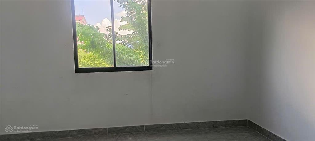 Bán nhà riêng 1 trệt 1 lầu mới đẹp sát kcn phúc long, bến lức  sổ hồng riêng  1,55 tỷ  3pn, 2wc
