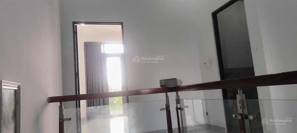 Bán nhà riêng 1 trệt 1 lầu mới đẹp sát kcn phúc long, bến lức  sổ hồng riêng  1,55 tỷ  3pn, 2wc
