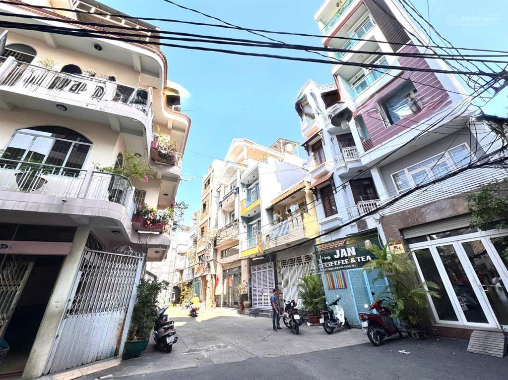 Bán nhà 5 tầng ngay bộ công an hxh 8m đ.nuyễn trãi, q.1khu vip cán bộ nhà nước dân trí thức cao