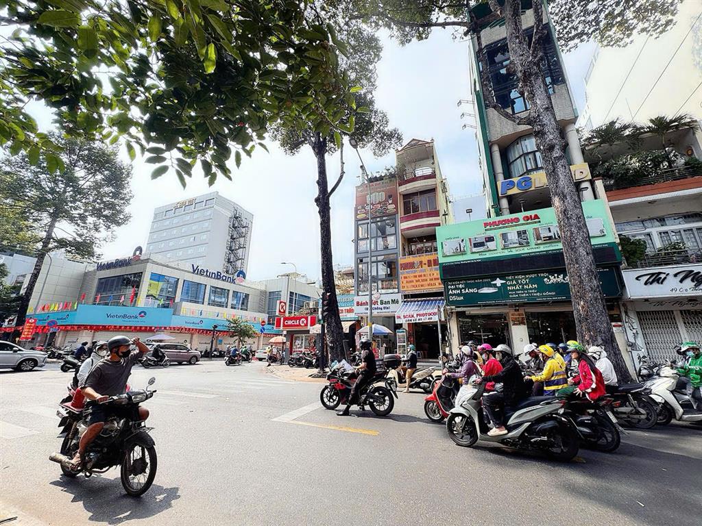 BÁN NHÀ 5 TẦNG MẶT TIỀN Đ.CAO THẮNG, QUẬN 3 - DT 60M2 SH VUÔNG ĐẸP - NGAY GÓC NGUYỄN ĐÌNH