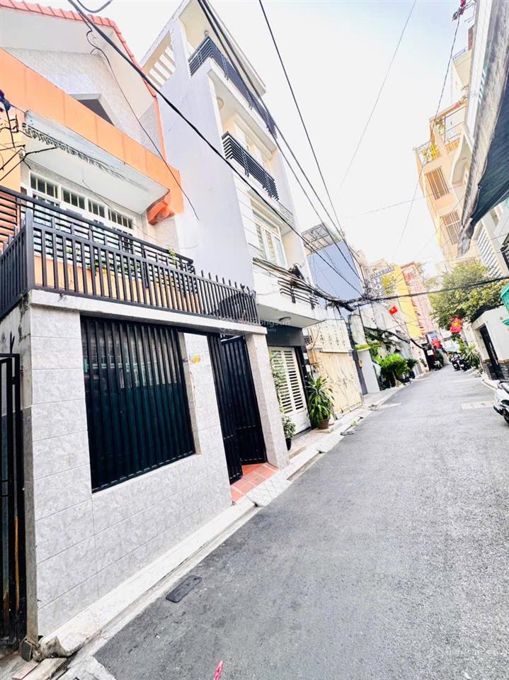 Bán nhà 3 tầng xe hơi ngủ trong nhà đ.lê thị riêng, q.1 dt 99m2căn góc 3 mặt tiền thang máy xịn