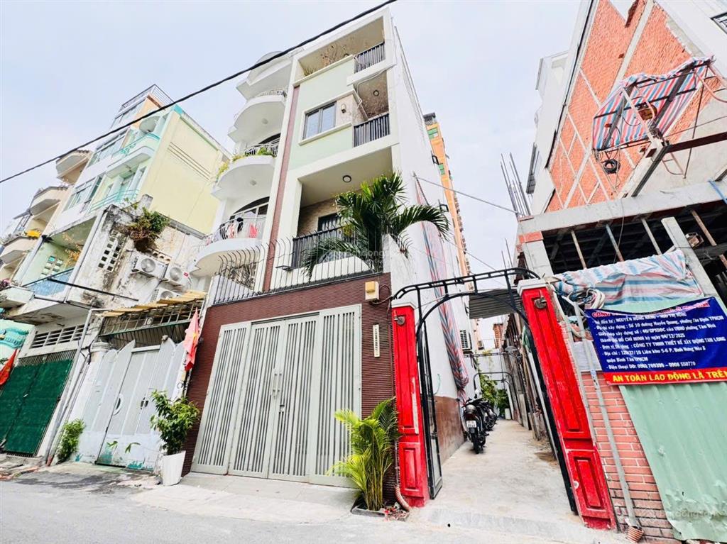 Hiếm bán nhà 5 tầng mặt tiền huyền quang, q.1 căn góc 3 mt đẹp thoáng dt 4m*16 sh vuông vức