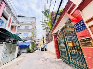 Bán nhà 2 tầng căn góc 2 mặt tiền hxh 8m đ.võ thị sáu, q.3 ngang lớn đẹp 5,3m*13,5m khu vip đẹp