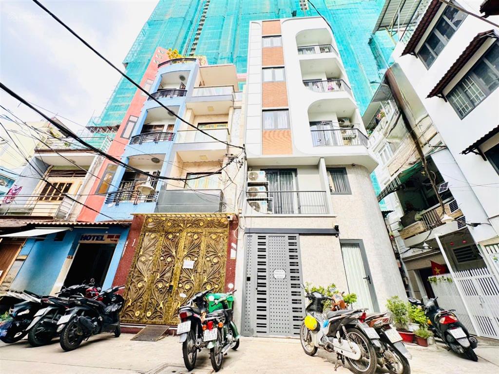 Quận 1 bán nhà 5 tầng mặt tiền hxh đề thám, p.cầu ông lãnh  đang khai thác chdv chỉ 15 tỷ