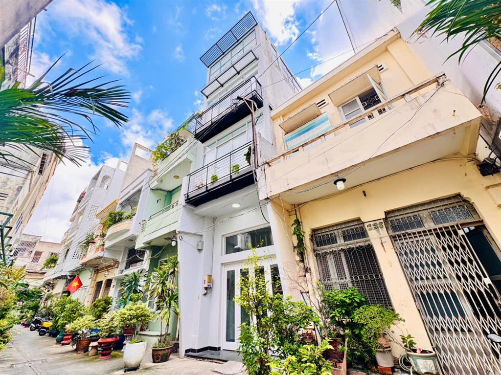 QUẬN 1: CHÍNH CHỦ 0938676685 BÁN NHÀ 5 TẦNG HAI BÀ TRƯNG, P.TÂN ĐỊNH- DT 4,2M*17M VUÔNG