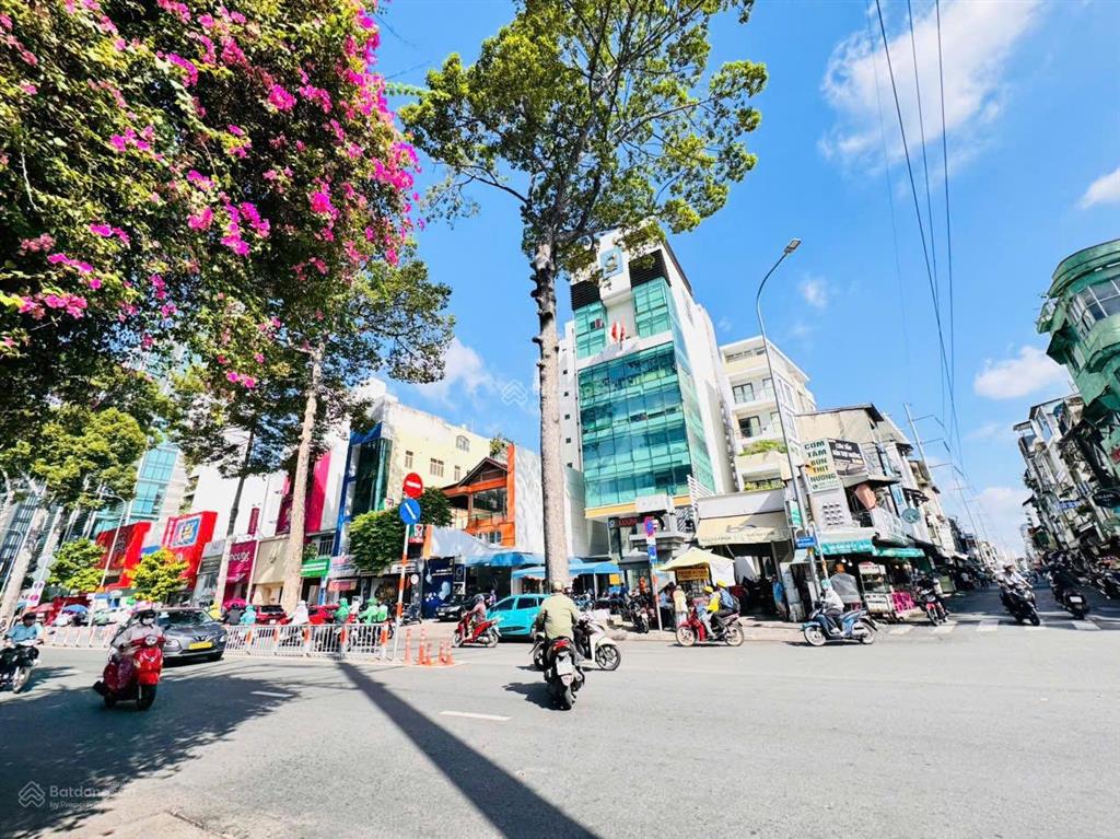 Quận 3 bán siêu phẩm 6 tầng mặt tiền nguyễn thị minh khai, p.bàn cờ dt 12*33m khai thác kd đỉnh