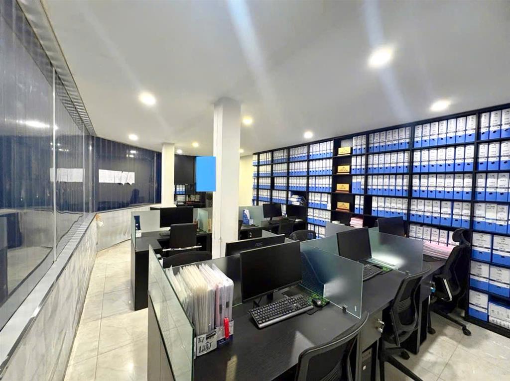 QUẬN 1: BÁN NHÀ 5 TẦNG CĂN GÓC 3 MẶT TIỀN KINH DOANH PHAN VĂN TRƯỜNG - DT 42M2- NGANG LỚN