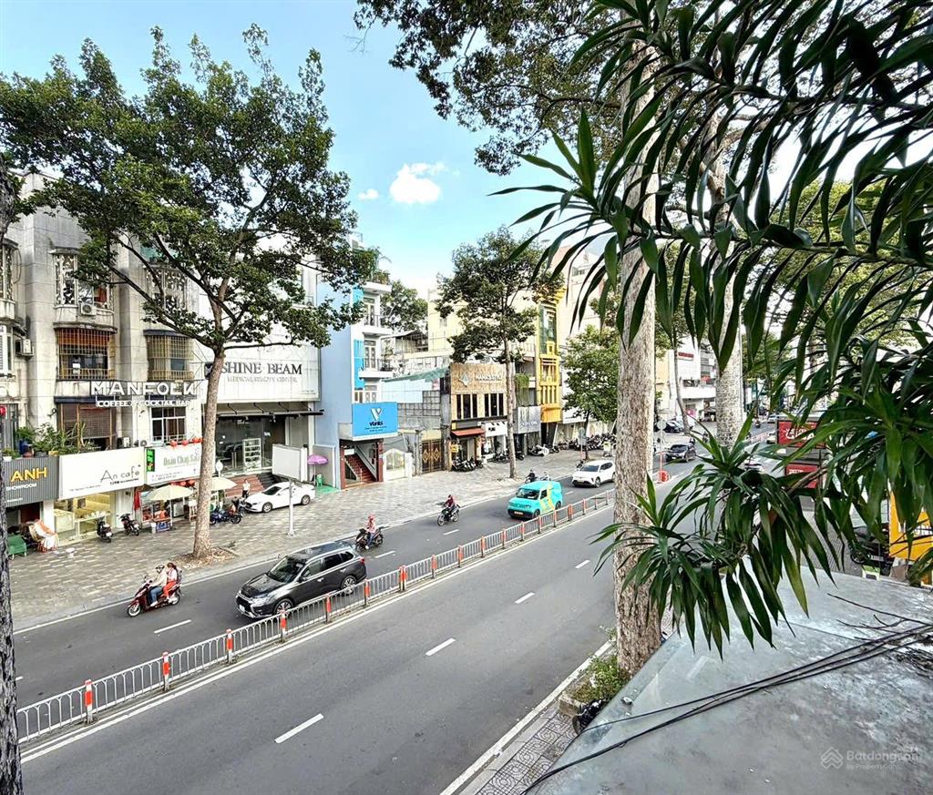 Quận 3 bán toà nhà 7 tầng mặt tiền nguyễn thị minh khai,p.bàn cờdt3,8m*20mngay góc cmt8 siêu đep