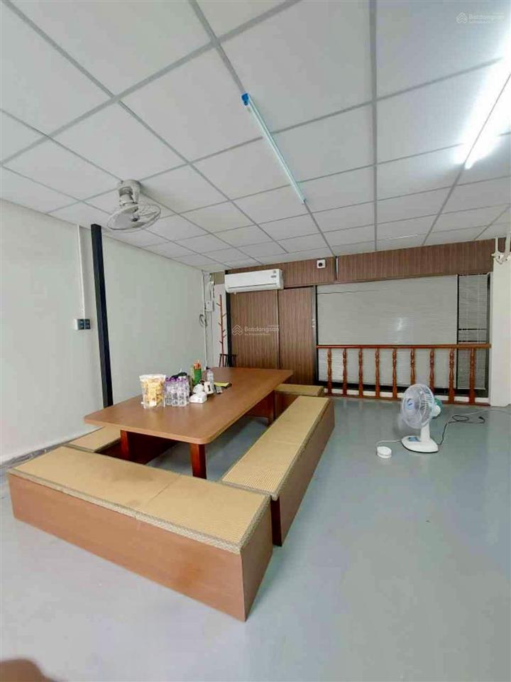 Quận 1 bán nhà 2 tầng mặt tiền đinh tiên hoàng, p.tân định4,8m*21mhdt đều 70tr/thcó thang máy