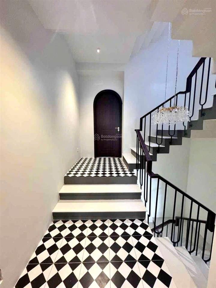 Quận 1 bán nhà 3 tầng mặt tiền huyền quang,p.tân định 4m*18m vuông vức thiết kế homestay đẹp