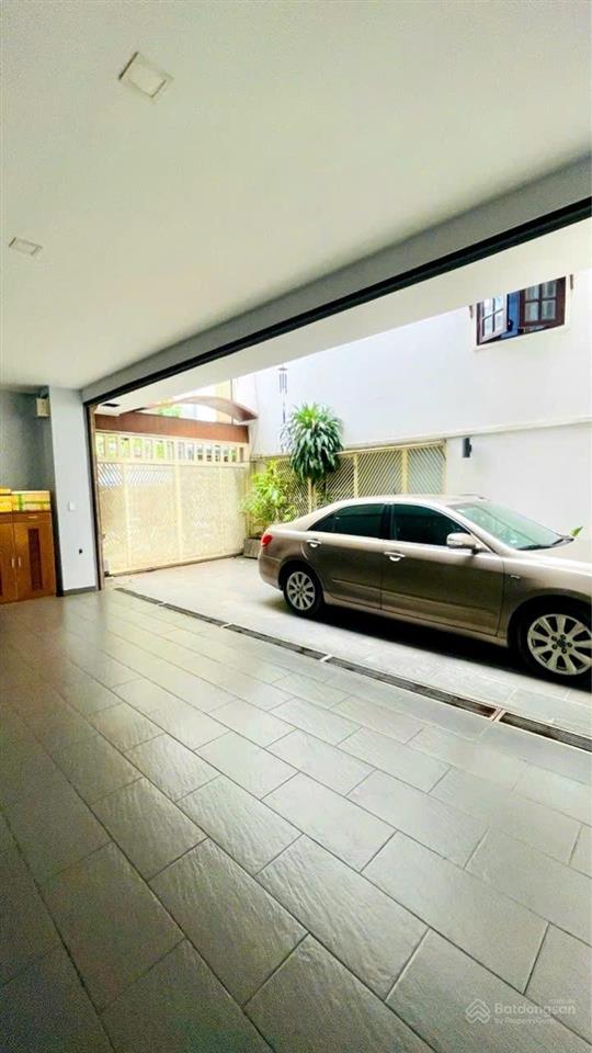 Quận 5 bán biệt thự 4 tầng mặt tiền hxh 8m trần hưng đạogần ngay góc nguyễn văn cừdt 9,1m*20,85m