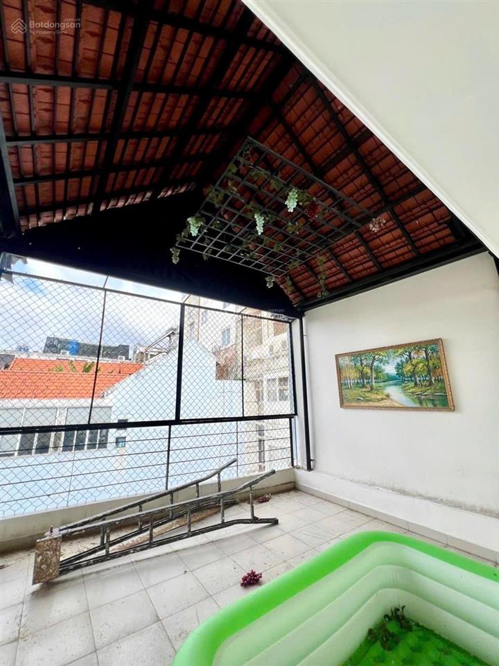 Quận 3 bán nhà 4 tầng mặt tiền bàn cờ, p.bàn cờ dt 4,7m*14,5m sân thượng trước& sau chỉ 28t