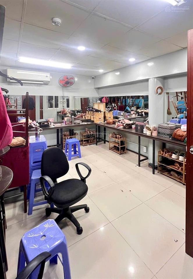 Quận 1 bán nhà 2 tầng mặt tiền trần đình xu ngang lớn 13m*15m căn góc 2 mt đẹp hdt đều 150tr/th