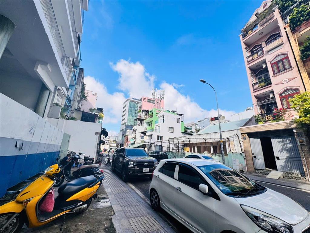 Quận 1 bán nhà 2 tầng mặt tiền cô giangdt 57m2nhà 2 mt trước & saungay góc đh mở & đh văn lang